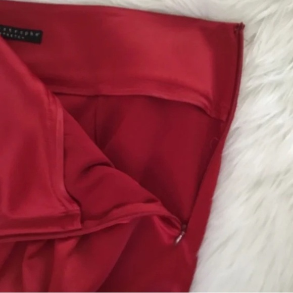 Apostrophe Stretch Cyprus Group Rocket Red Size Silky Skirt 2 NWOT - Picture 10 of 11